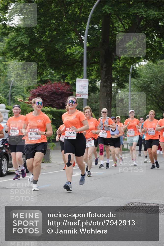 15.06.2025 - REWE Women's Run Jannik Wohlers http://msf.ph/oto/7942913 15.06.2025 08:28:48 Laufen 10035, 10708, 10514, 103, 15, 2025, 10810, 10613, 10836, 10260 meine-sportfotos.de