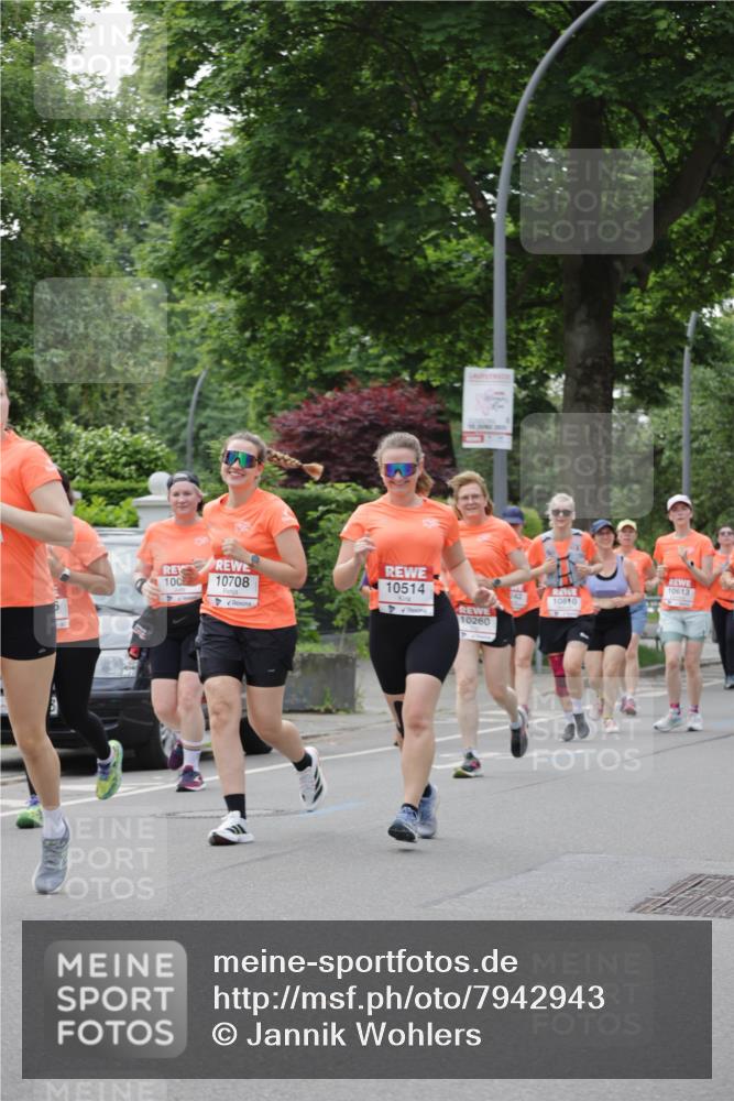 15.06.2025 - REWE Women's Run Jannik Wohlers http://msf.ph/oto/7942943 15.06.2025 08:28:49 Laufen 10708, 10514, 10260 meine-sportfotos.de