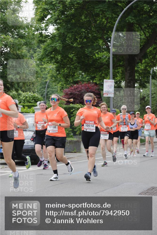 15.06.2025 - REWE Women's Run Jannik Wohlers http://msf.ph/oto/7942950 15.06.2025 08:28:49 Laufen 6, 10035, 10708, 10514, 10613, 108, 10, 10260 meine-sportfotos.de