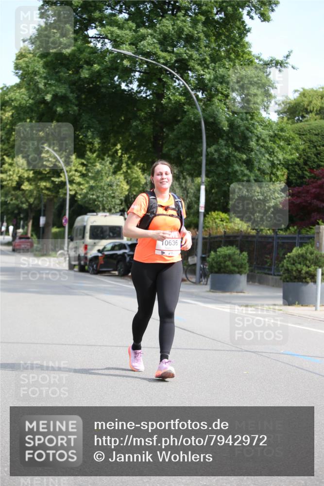 15.06.2025 - REWE Women's Run Jannik Wohlers http://msf.ph/oto/7942972 15.06.2025 10:01:19 Laufen 10636 meine-sportfotos.de
