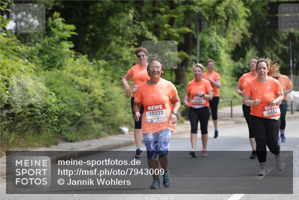 15.06.2025 - REWE Women's Run Jannik Wohlers http://msf.ph/oto/7943009 15.06.2025 10:16:19 Laufen 10333, 5309, 5482 meine-sportfotos.de
