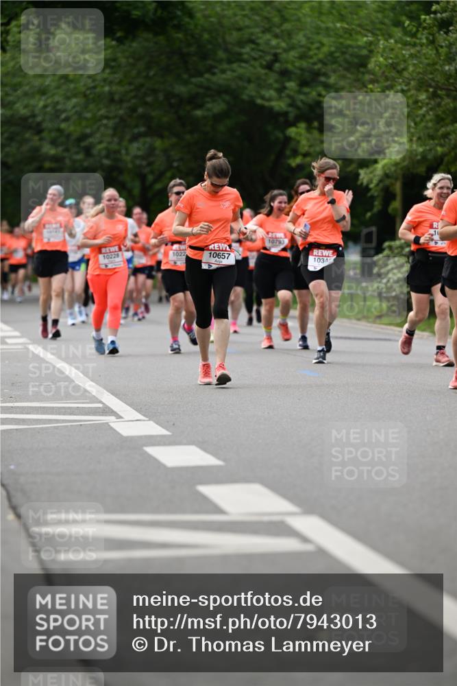 15.06.2025 - REWE Women's Run Dr. Thomas Lammeyer http://msf.ph/oto/7943013 15.06.2025 09:21:53 Laufen 10228, 1065, 1034 meine-sportfotos.de