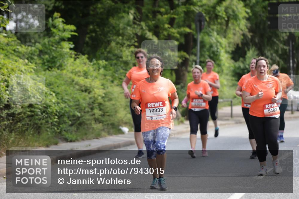 15.06.2025 - REWE Women's Run Jannik Wohlers http://msf.ph/oto/7943015 15.06.2025 10:16:19 Laufen 10333, 5309, 5482 meine-sportfotos.de