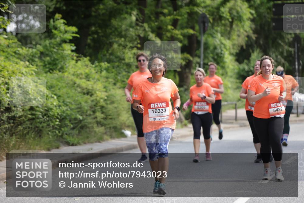 15.06.2025 - REWE Women's Run Jannik Wohlers http://msf.ph/oto/7943023 15.06.2025 10:16:19 Laufen 10333, 5309, 5482 meine-sportfotos.de