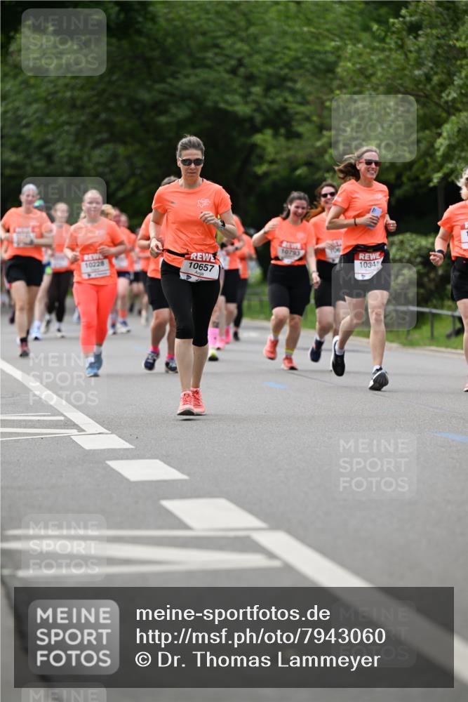 15.06.2025 - REWE Women's Run Dr. Thomas Lammeyer http://msf.ph/oto/7943060 15.06.2025 09:21:54 Laufen 10228, 10793, 10345, 10657 meine-sportfotos.de