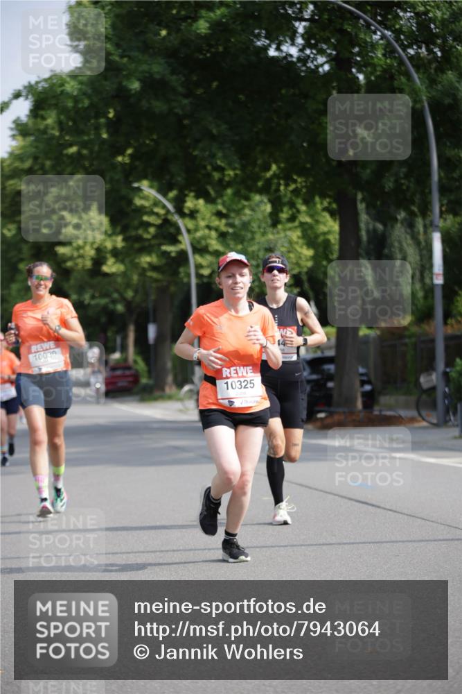 15.06.2025 - REWE Women's Run Jannik Wohlers http://msf.ph/oto/7943064 15.06.2025 08:47:00 Laufen 10030, 10325 meine-sportfotos.de