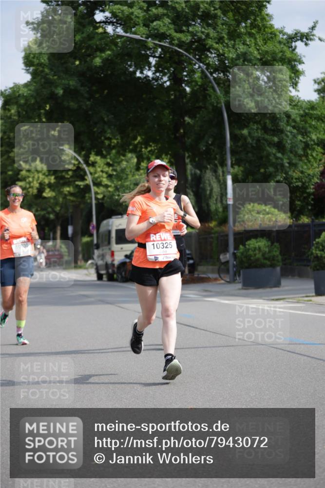15.06.2025 - REWE Women's Run Jannik Wohlers http://msf.ph/oto/7943072 15.06.2025 08:47:01 Laufen 10325 meine-sportfotos.de