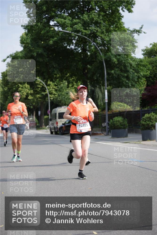 15.06.2025 - REWE Women's Run Jannik Wohlers http://msf.ph/oto/7943078 15.06.2025 08:47:01 Laufen 10325 meine-sportfotos.de