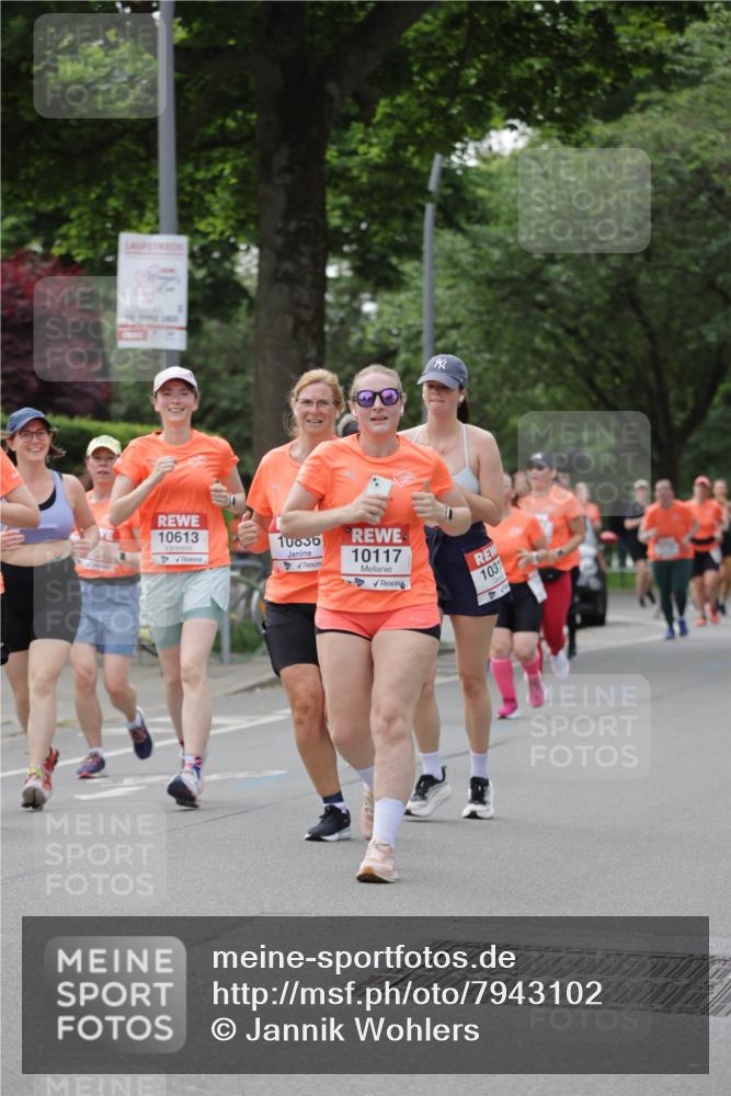 15.06.2025 - REWE Women's Run Jannik Wohlers http://msf.ph/oto/7943102 15.06.2025 08:28:51 Laufen 2801, 10613, 10036, 10117, 1031 meine-sportfotos.de