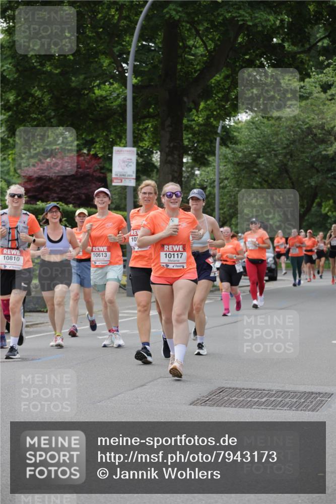 15.06.2025 - REWE Women's Run Jannik Wohlers http://msf.ph/oto/7943173 15.06.2025 08:28:52 Laufen 10810, 10613, 15, 2025, 10, 10117 meine-sportfotos.de