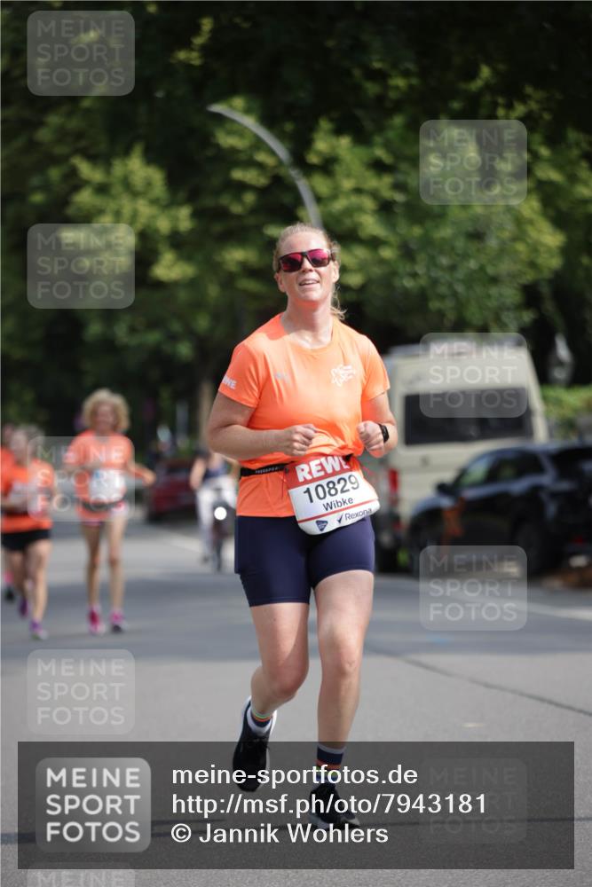 15.06.2025 - REWE Women's Run Jannik Wohlers http://msf.ph/oto/7943181 15.06.2025 08:47:05 Laufen 10829 meine-sportfotos.de