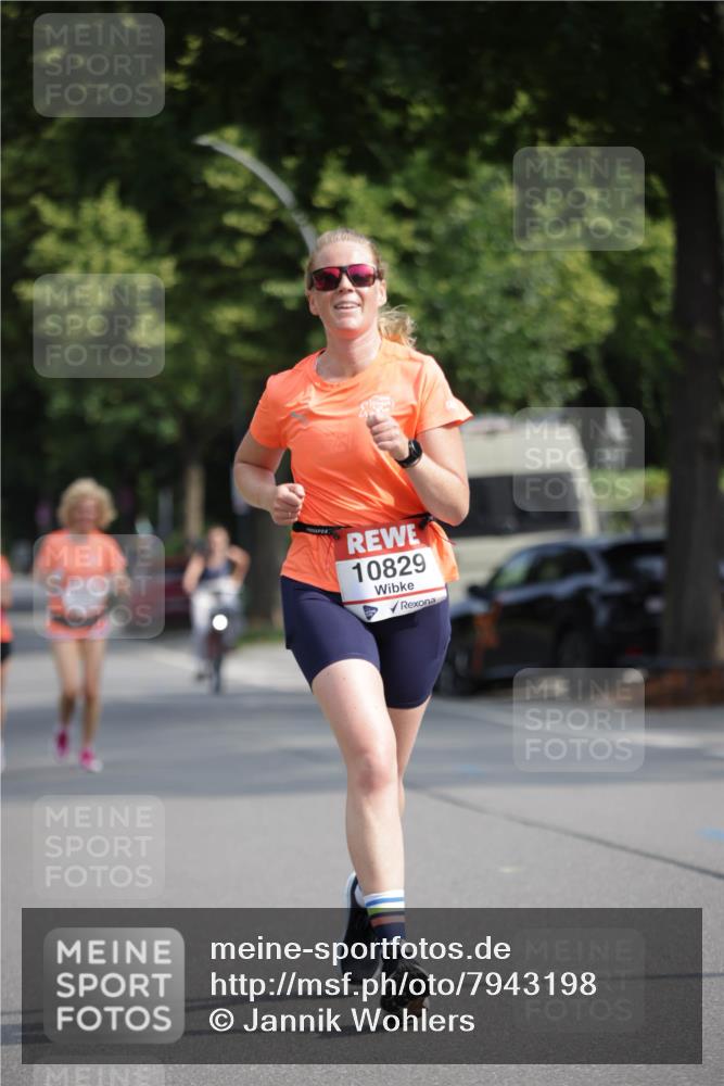15.06.2025 - REWE Women's Run Jannik Wohlers http://msf.ph/oto/7943198 15.06.2025 08:47:05 Laufen 10829 meine-sportfotos.de