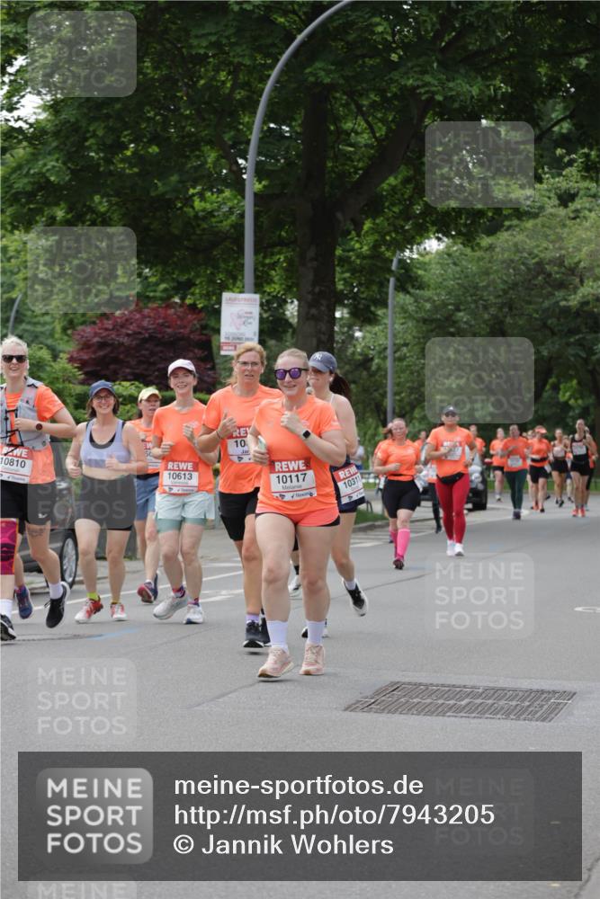 15.06.2025 - REWE Women's Run Jannik Wohlers http://msf.ph/oto/7943205 15.06.2025 08:28:52 Laufen 10810, 10613, 15, 2025, 10, 10117, 10311 meine-sportfotos.de