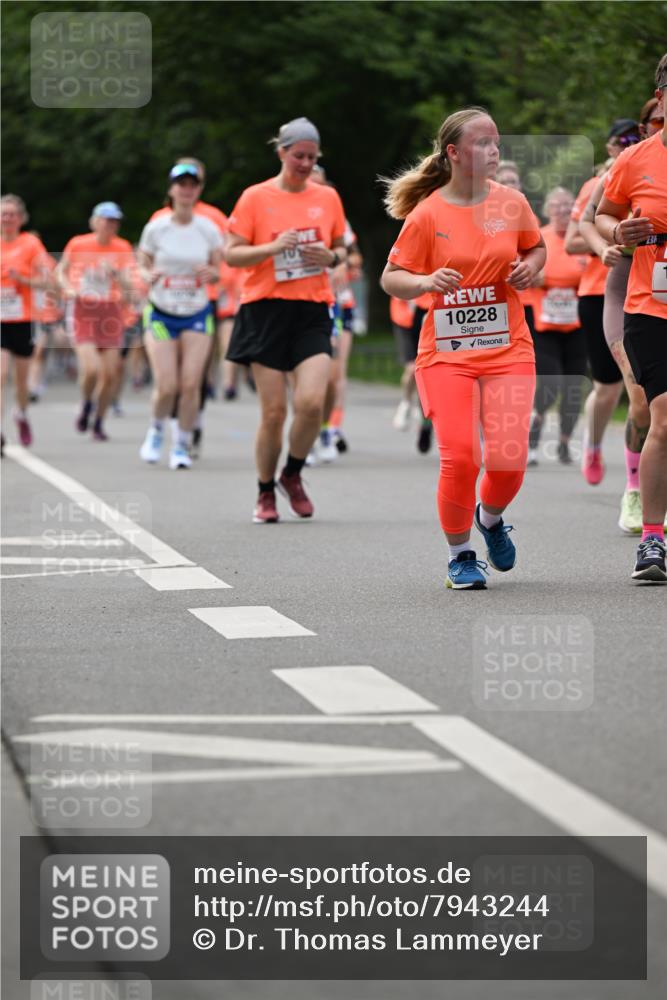 15.06.2025 - REWE Women's Run Dr. Thomas Lammeyer http://msf.ph/oto/7943244 15.06.2025 09:21:59 Laufen 10228 meine-sportfotos.de