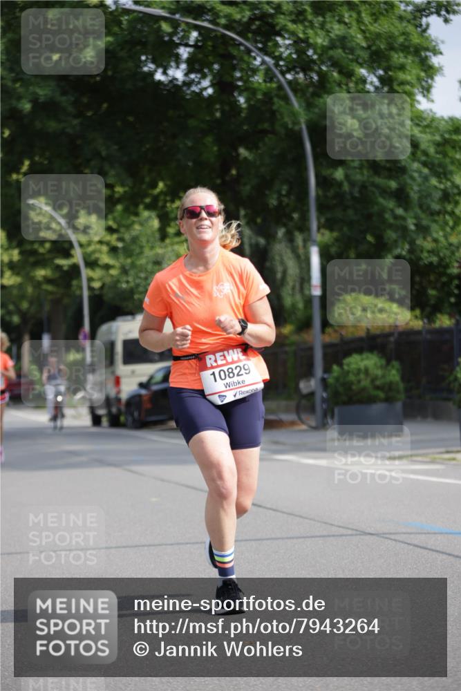15.06.2025 - REWE Women's Run Jannik Wohlers http://msf.ph/oto/7943264 15.06.2025 08:47:06 Laufen 10829 meine-sportfotos.de