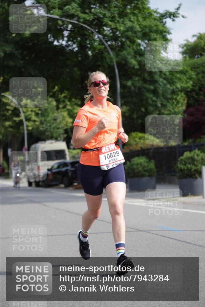 15.06.2025 - REWE Women's Run Jannik Wohlers http://msf.ph/oto/7943284 15.06.2025 08:47:06 Laufen 10829 meine-sportfotos.de