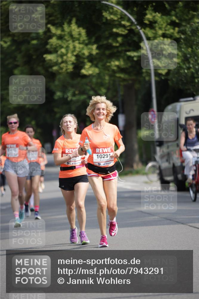 15.06.2025 - REWE Women's Run Jannik Wohlers http://msf.ph/oto/7943291 15.06.2025 08:47:08 Laufen 410, 10291 meine-sportfotos.de
