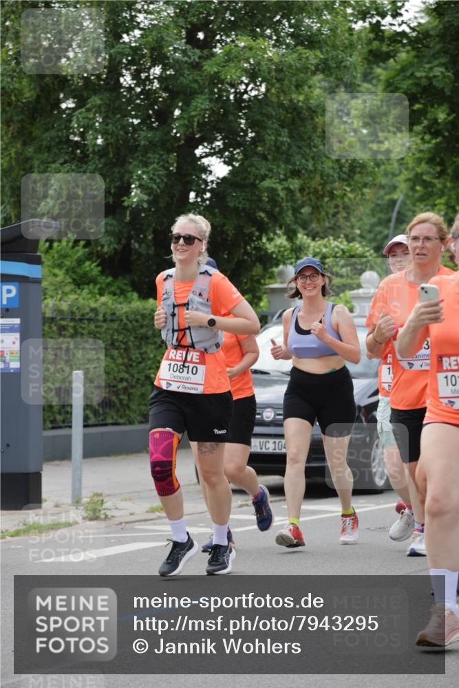 15.06.2025 - REWE Women's Run Jannik Wohlers http://msf.ph/oto/7943295 15.06.2025 08:28:54 Laufen 10810, 104 meine-sportfotos.de
