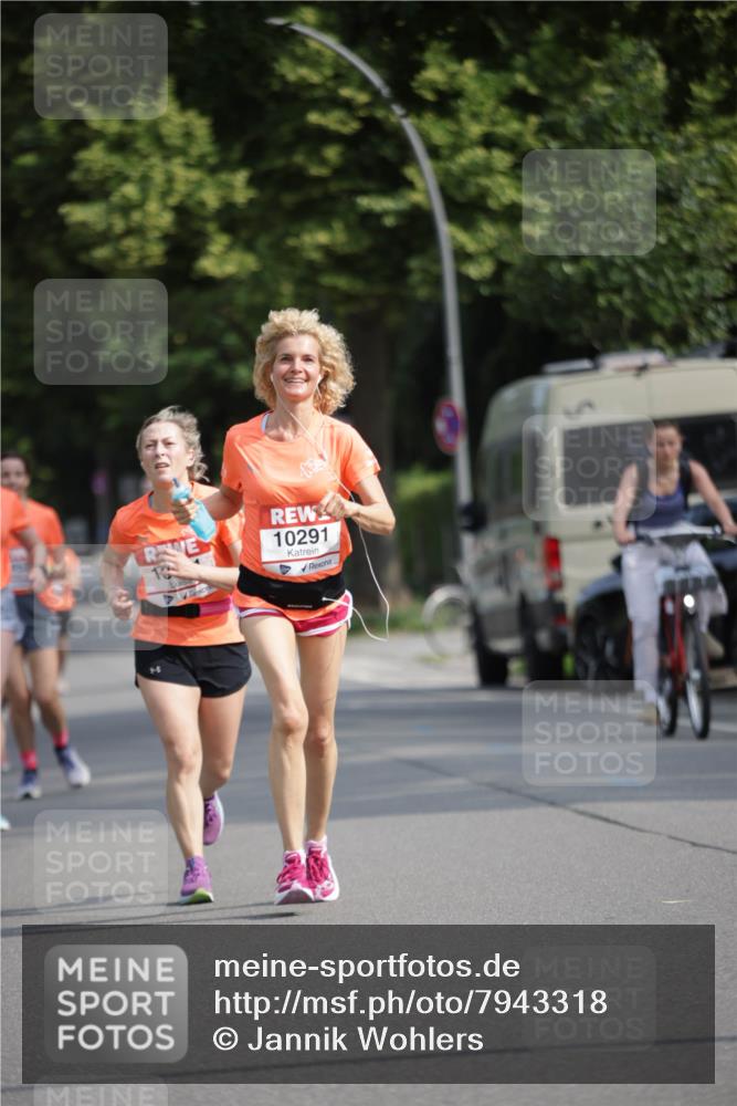 15.06.2025 - REWE Women's Run Jannik Wohlers http://msf.ph/oto/7943318 15.06.2025 08:47:09 Laufen 10291 meine-sportfotos.de
