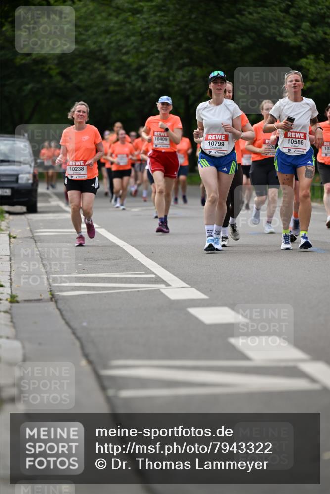 15.06.2025 - REWE Women's Run Dr. Thomas Lammeyer http://msf.ph/oto/7943322 15.06.2025 09:22:00 Laufen 10238, 10586, 10409, 10799, 103 meine-sportfotos.de