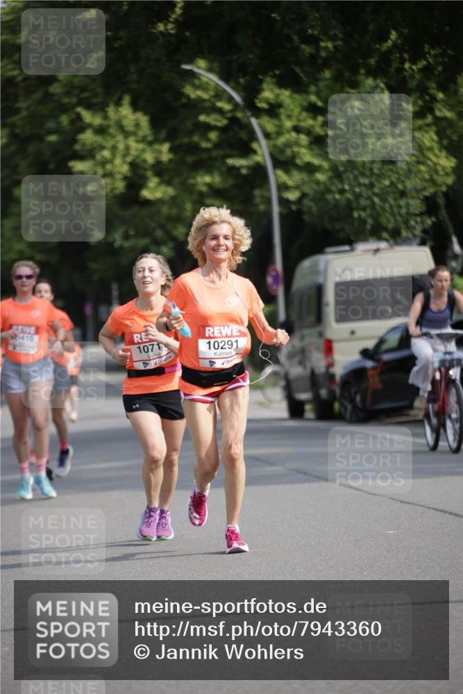 15.06.2025 - REWE Women's Run Jannik Wohlers http://msf.ph/oto/7943360 15.06.2025 08:47:09 Laufen 1071, 10291 meine-sportfotos.de