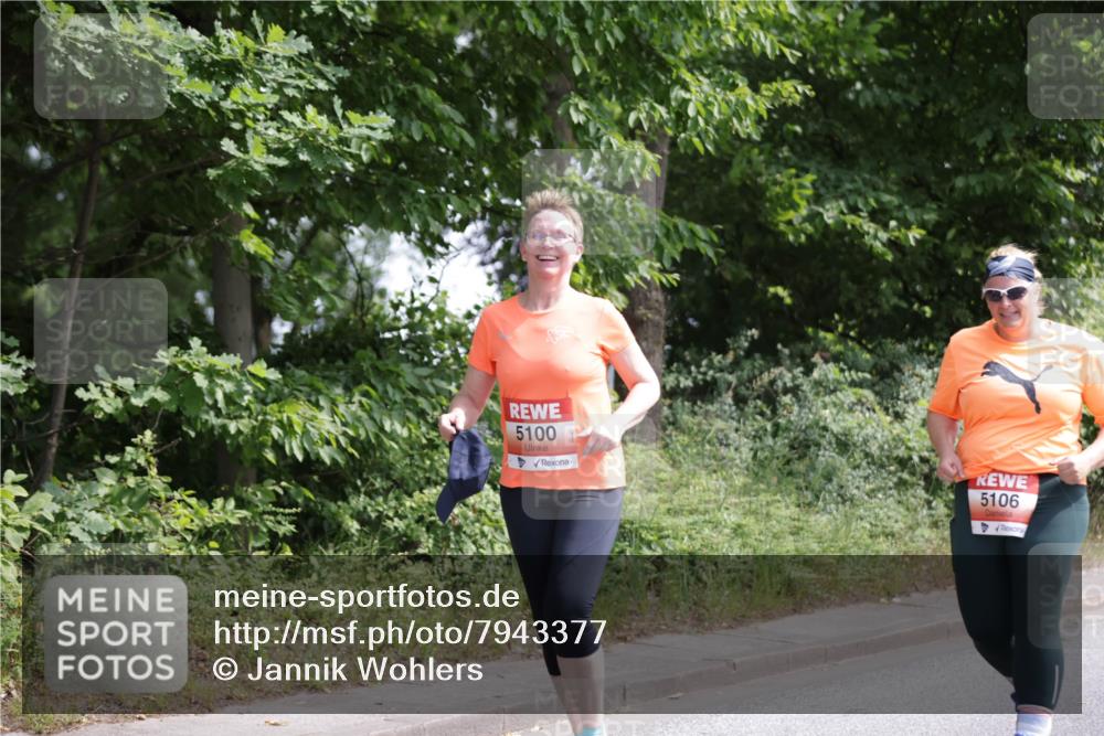 15.06.2025 - REWE Women's Run Jannik Wohlers http://msf.ph/oto/7943377 15.06.2025 10:16:32 Laufen 5100, 5106 meine-sportfotos.de