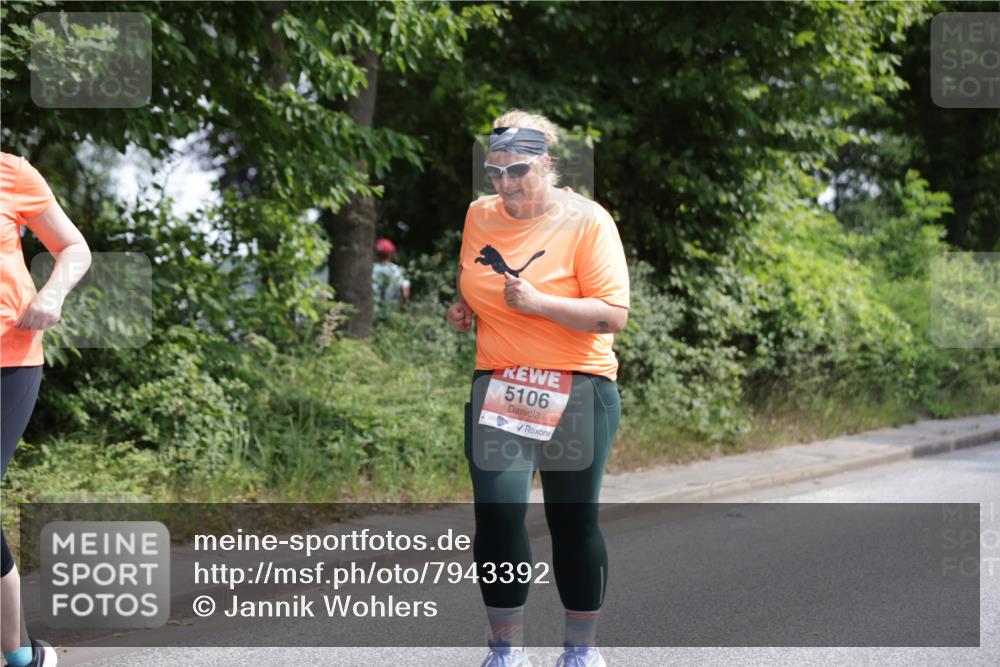 15.06.2025 - REWE Women's Run Jannik Wohlers http://msf.ph/oto/7943392 15.06.2025 10:16:33 Laufen 5106 meine-sportfotos.de
