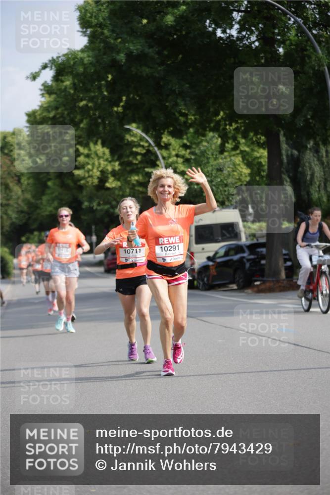 15.06.2025 - REWE Women's Run Jannik Wohlers http://msf.ph/oto/7943429 15.06.2025 08:47:10 Laufen 0410, 10711, 10291 meine-sportfotos.de
