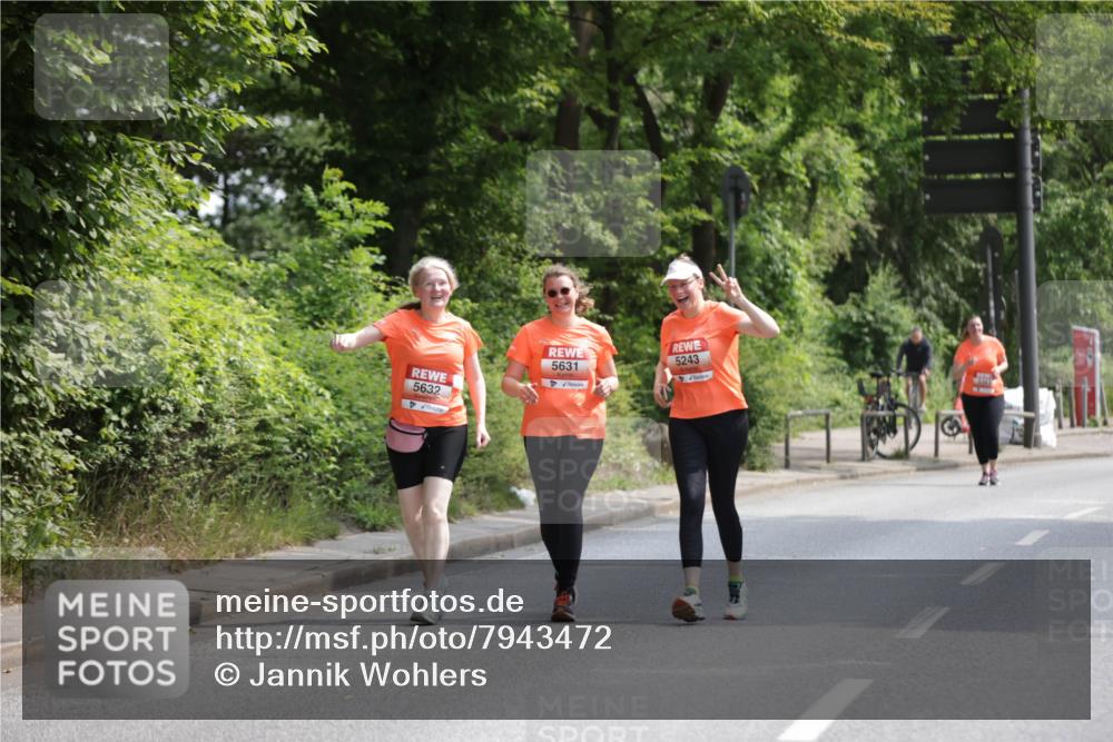 15.06.2025 - REWE Women's Run Jannik Wohlers http://msf.ph/oto/7943472 15.06.2025 10:16:41 Laufen 5632, 5631, 5243 meine-sportfotos.de