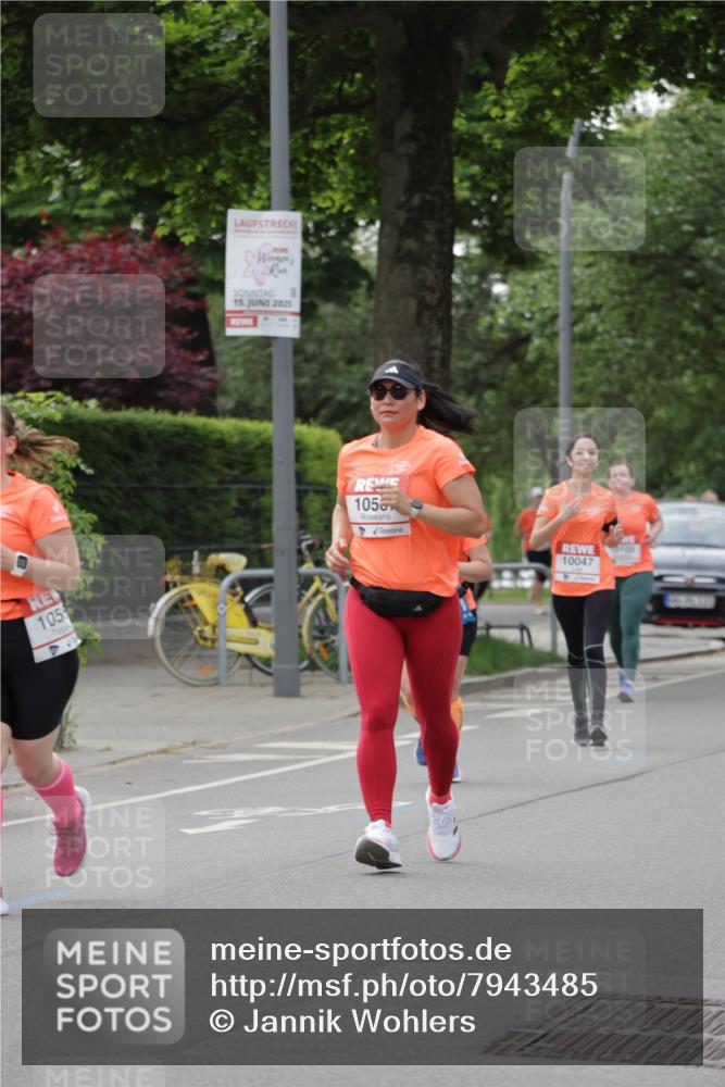 15.06.2025 - REWE Women's Run Jannik Wohlers http://msf.ph/oto/7943485 15.06.2025 08:28:57 Laufen 105, 15, 2025, 1055, 10047 meine-sportfotos.de