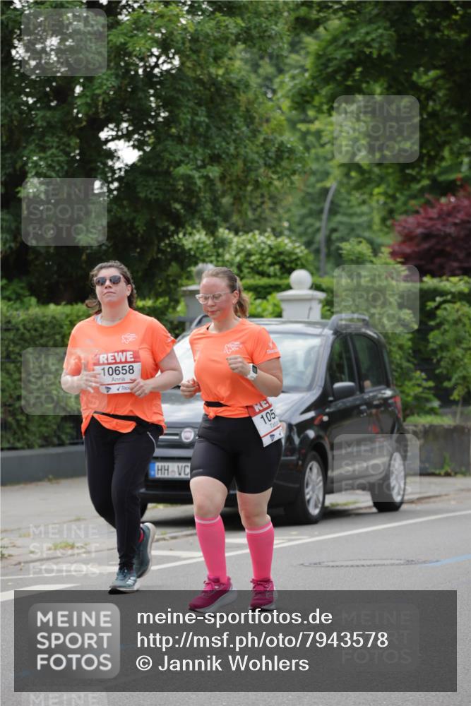 15.06.2025 - REWE Women's Run Jannik Wohlers http://msf.ph/oto/7943578 15.06.2025 08:28:58 Laufen 10658, 105 meine-sportfotos.de