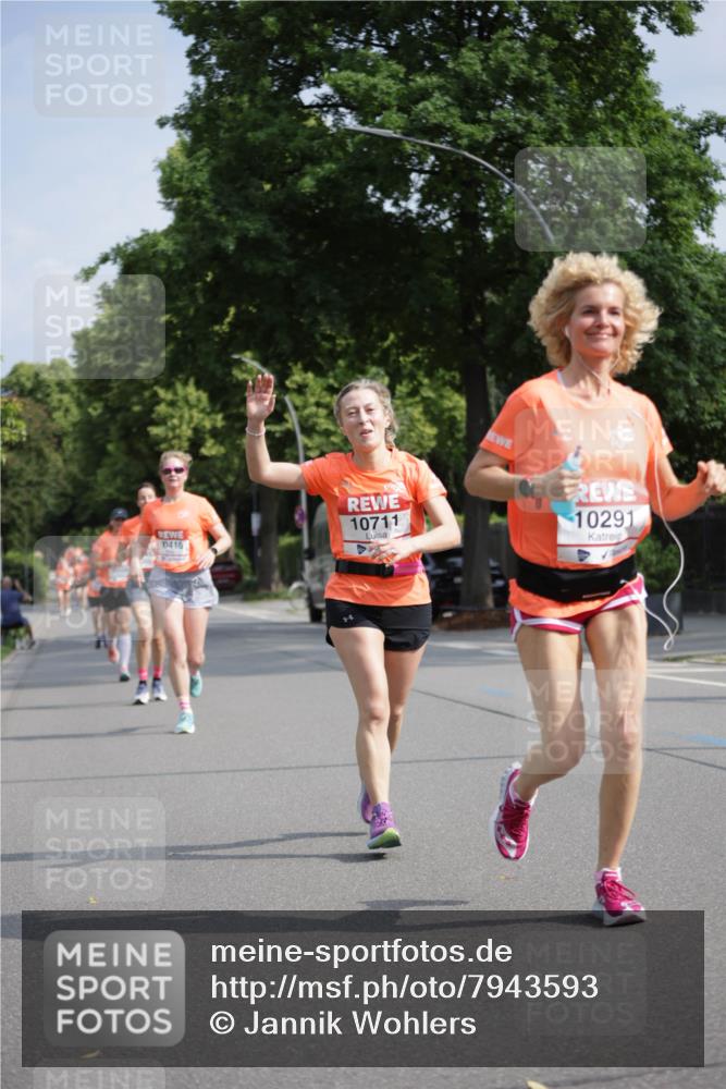 15.06.2025 - REWE Women's Run Jannik Wohlers http://msf.ph/oto/7943593 15.06.2025 08:47:12 Laufen 0410, 10711, 10291 meine-sportfotos.de