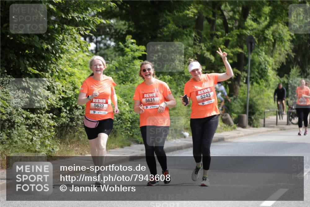 15.06.2025 - REWE Women's Run Jannik Wohlers http://msf.ph/oto/7943608 15.06.2025 10:16:43 Laufen 5632, 5631, 5243 meine-sportfotos.de