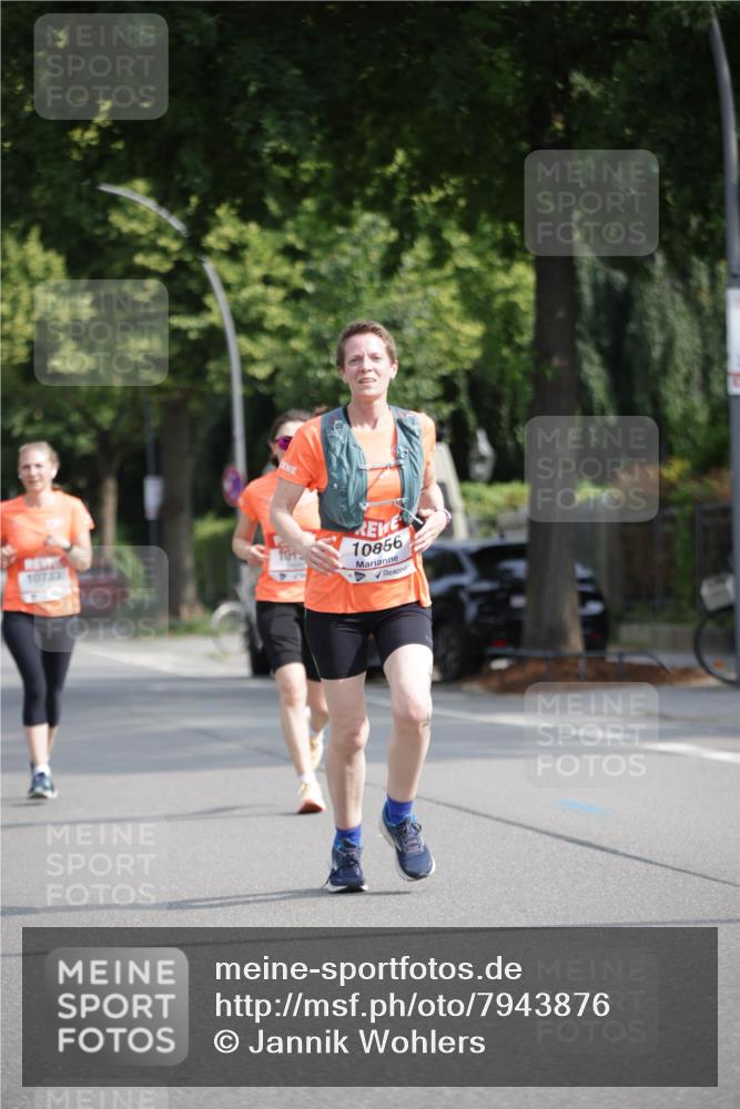 15.06.2025 - REWE Women's Run Jannik Wohlers http://msf.ph/oto/7943876 15.06.2025 08:47:20 Laufen 10783, 10856 meine-sportfotos.de