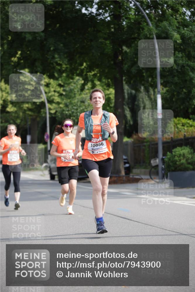 15.06.2025 - REWE Women's Run Jannik Wohlers http://msf.ph/oto/7943900 15.06.2025 08:47:21 Laufen 10856 meine-sportfotos.de