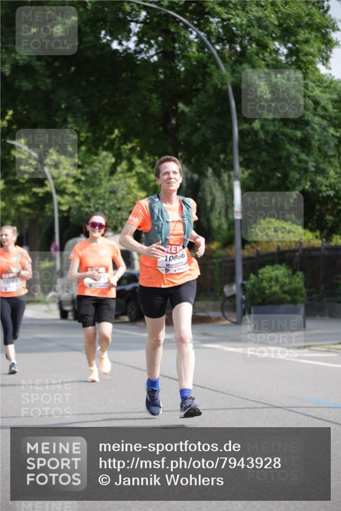 15.06.2025 - REWE Women's Run Jannik Wohlers http://msf.ph/oto/7943928 15.06.2025 08:47:21 Laufen 10783, 10856 meine-sportfotos.de