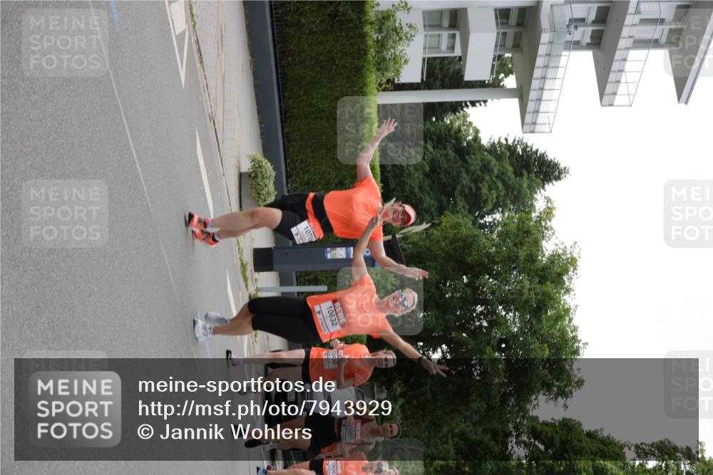 15.06.2025 - REWE Women's Run Jannik Wohlers http://msf.ph/oto/7943929 15.06.2025 08:29:11 Laufen 10718, 10632, 10492, 1043, 9360 meine-sportfotos.de