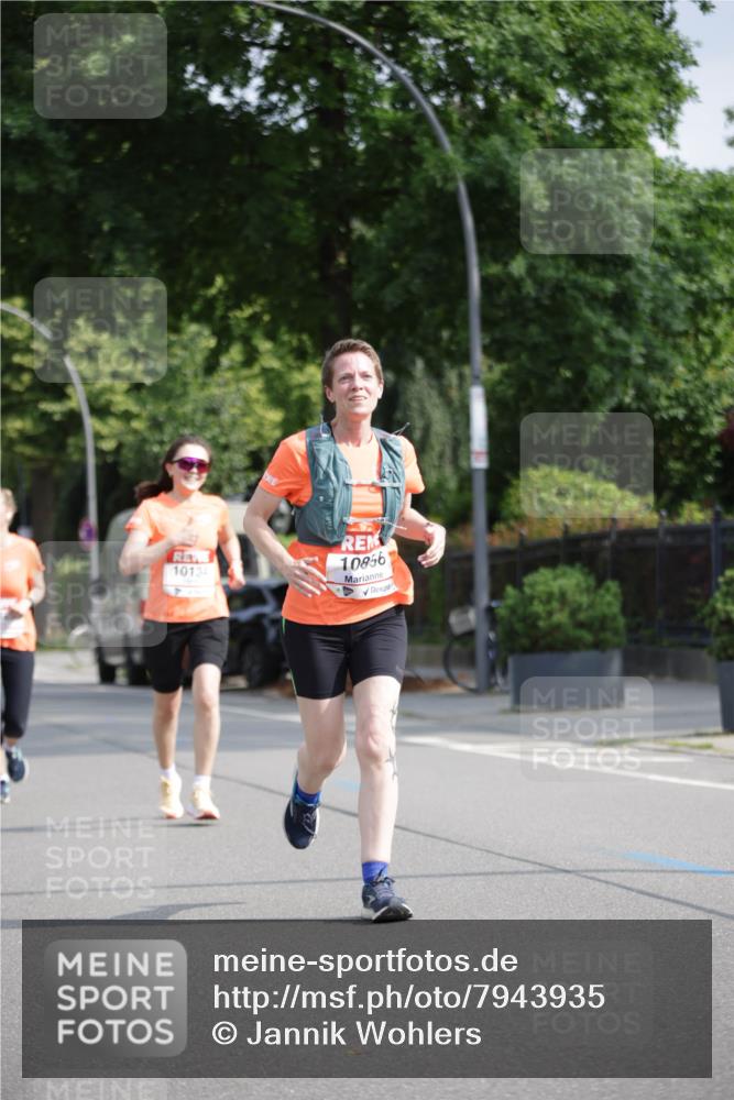 15.06.2025 - REWE Women's Run Jannik Wohlers http://msf.ph/oto/7943935 15.06.2025 08:47:21 Laufen 10134, 10856 meine-sportfotos.de