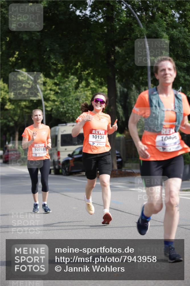 15.06.2025 - REWE Women's Run Jannik Wohlers http://msf.ph/oto/7943958 15.06.2025 08:47:22 Laufen 10783, 10134, 10946 meine-sportfotos.de