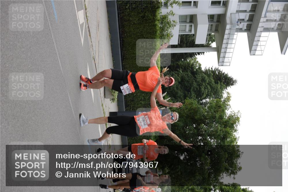 15.06.2025 - REWE Women's Run Jannik Wohlers http://msf.ph/oto/7943967 15.06.2025 08:29:11 Laufen 10632, 10718, 10492, 1043, 10360 meine-sportfotos.de