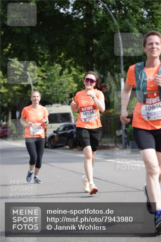 15.06.2025 - REWE Women's Run Jannik Wohlers http://msf.ph/oto/7943980 15.06.2025 08:47:22 Laufen 10783, 10134, 4, 10856 meine-sportfotos.de