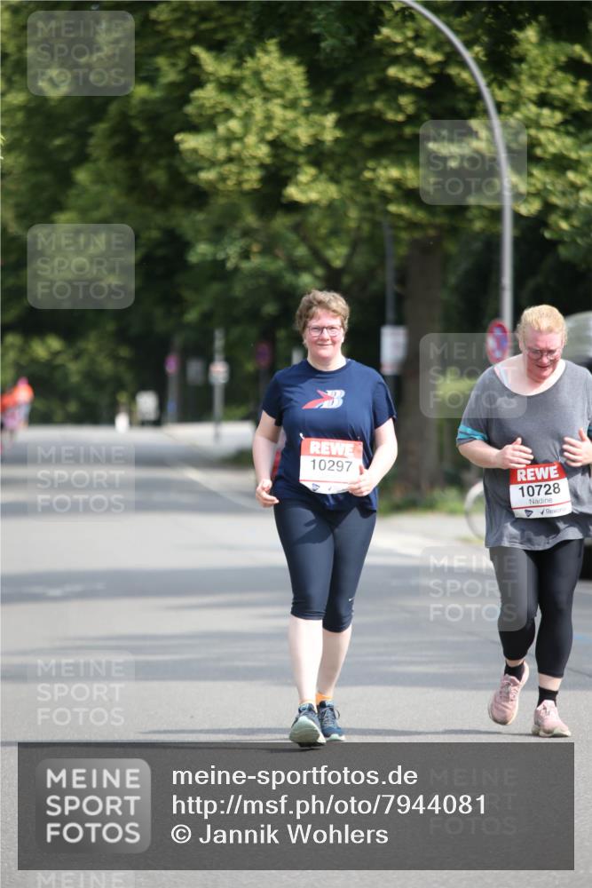 15.06.2025 - REWE Women's Run Jannik Wohlers http://msf.ph/oto/7944081 15.06.2025 10:03:11 Laufen 10297, 10728 meine-sportfotos.de