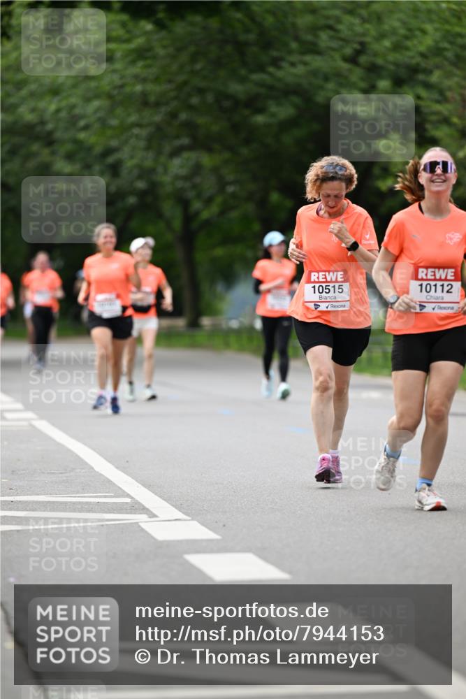 15.06.2025 - REWE Women's Run Dr. Thomas Lammeyer http://msf.ph/oto/7944153 15.06.2025 09:22:18 Laufen 21, 10515, 10112 meine-sportfotos.de
