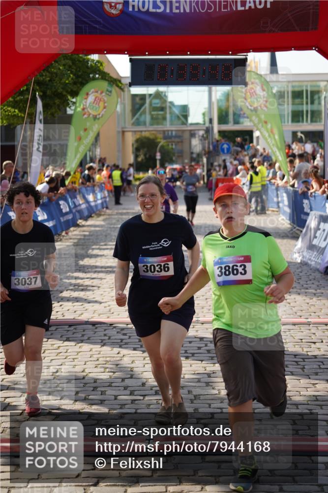 13.06.2025 - Holstenköstenlauf Felixshl http://msf.ph/oto/7944168 13.06.2025 18:09:49 Laufen 2734, 3036, 3037, 3151, 3863, 3963 meine-sportfotos.de