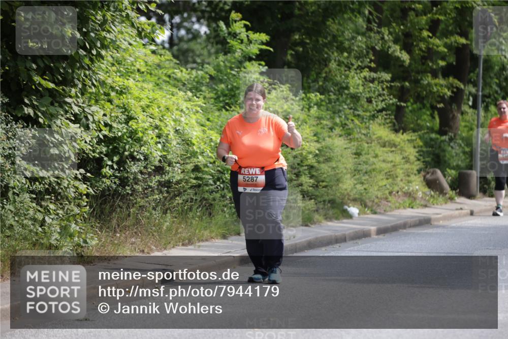 15.06.2025 - REWE Women's Run Jannik Wohlers http://msf.ph/oto/7944179 15.06.2025 10:17:03 Laufen 5287, 640 meine-sportfotos.de