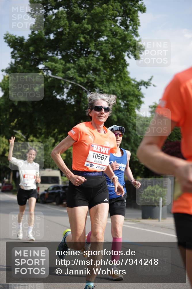 15.06.2025 - REWE Women's Run Jannik Wohlers http://msf.ph/oto/7944248 15.06.2025 08:47:32 Laufen 10567 meine-sportfotos.de