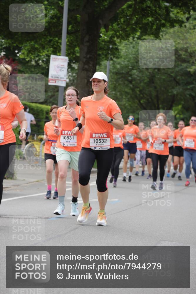15.06.2025 - REWE Women's Run Jannik Wohlers http://msf.ph/oto/7944279 15.06.2025 08:29:23 Laufen 10831, 10532, 10757 meine-sportfotos.de