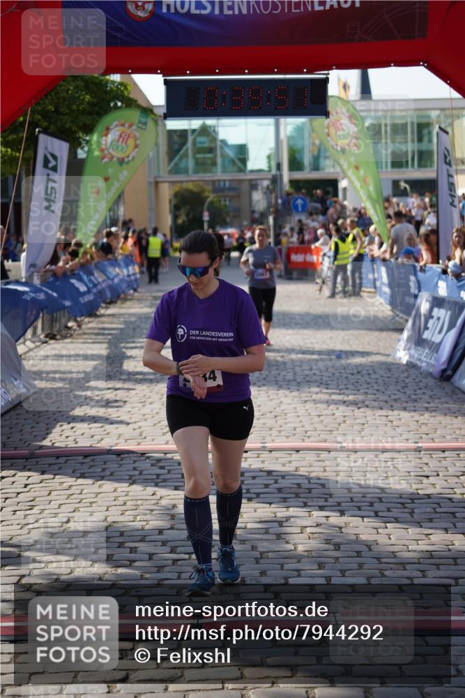 13.06.2025 - Holstenköstenlauf Felixshl http://msf.ph/oto/7944292 13.06.2025 18:09:52 Laufen 2734, 3036, 3037, 3863, 3963 meine-sportfotos.de