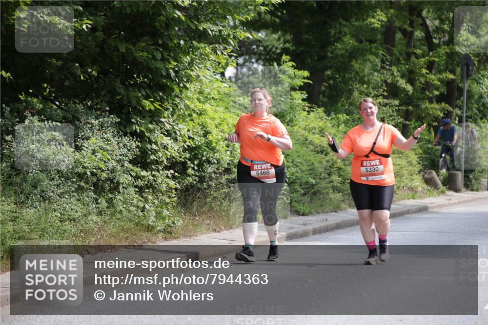 15.06.2025 - REWE Women's Run Jannik Wohlers http://msf.ph/oto/7944363 15.06.2025 10:17:13 Laufen 5466, 5330 meine-sportfotos.de
