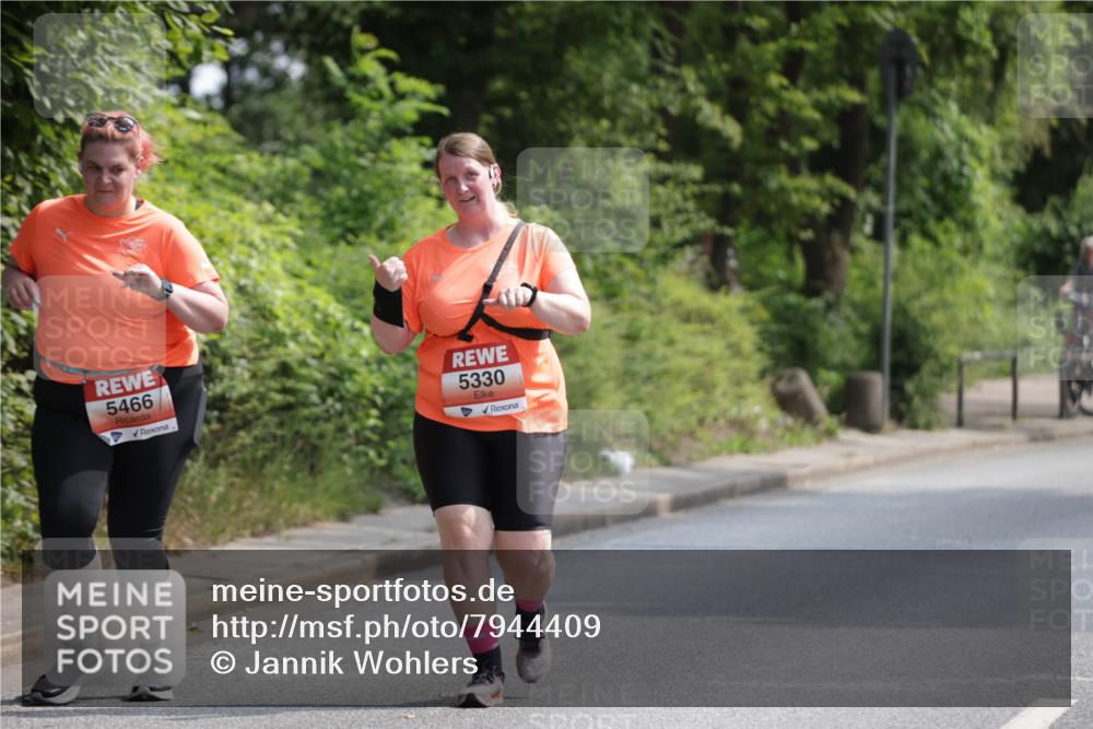 15.06.2025 - REWE Women's Run Jannik Wohlers http://msf.ph/oto/7944409 15.06.2025 10:17:14 Laufen 5466, 5330, 13 meine-sportfotos.de